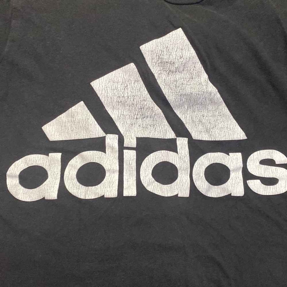 Adidas
Amplifier 
Men’s small